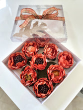 Load image into Gallery viewer, Fall brigadeiro Gift Box with flower wrappings - 9 units