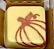 Load image into Gallery viewer, 42 Assorted Sweets Gift Box