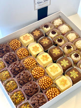 Load image into Gallery viewer, 42 Assorted Sweets Gift Box