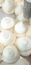 Load image into Gallery viewer, Pavlova