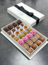 Load image into Gallery viewer, 28 Assorted Sweets Gift Box