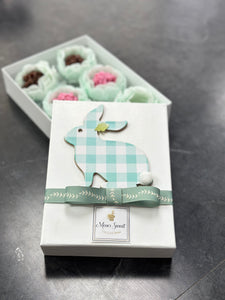 Easter gift box with flowers
