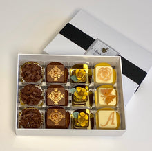 Load image into Gallery viewer, Chocolate Gift Box assorted colors