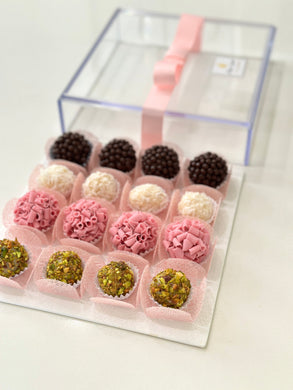 Acrylic brigadeiro gift box