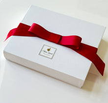 Load image into Gallery viewer, Dulce de leche with salted caramel brigadeiros