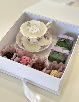 Iris Garden Gift Set