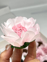 Load image into Gallery viewer, 20 Sweets Gift Box + Flower wrapping