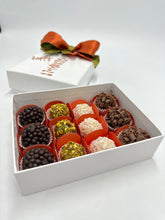 Load image into Gallery viewer, Thanksgiving gift box brigadeiros