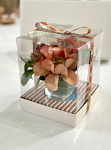 Load image into Gallery viewer, FALL FLOWER BRIGADEIRO VASE