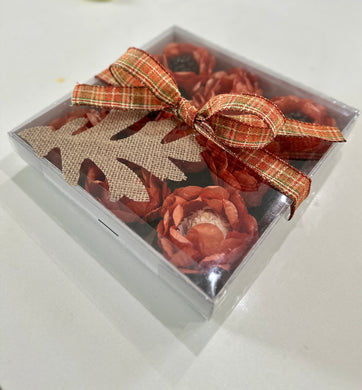 Fall brigadeiro Gift Box with flower wrappings - 9 units