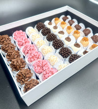 Load image into Gallery viewer, Easter 42 Brigadeiros Gift Box