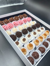 Load image into Gallery viewer, Easter 42 Brigadeiros Gift Box