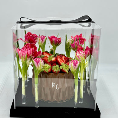 Luxury Acrylic Cake Gift Box With Flowers