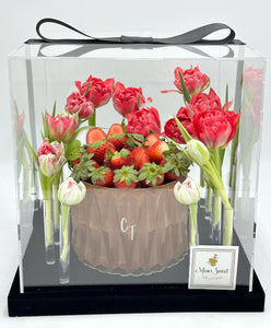 Luxury Acrylic Cake Gift Box With Flowers