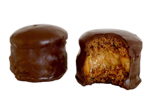 Load image into Gallery viewer, MINI HONEY CAKE STUFFED WITH DULCE DE LECHE