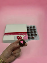 Load image into Gallery viewer, Valentines Day Sleeve Brigadeiro Box