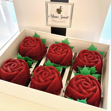 Red velvet flower cake gift box