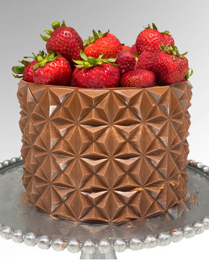 Spiky Bonbon cake 8.5 inches