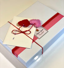 Load image into Gallery viewer, Valentines Berrybomb