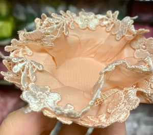 Cloth Flower Wrappings with lace - Peach