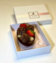 Load image into Gallery viewer, 500g Stuffed Chocolate Easter Egg