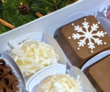 Load image into Gallery viewer, Christmas Music Box
