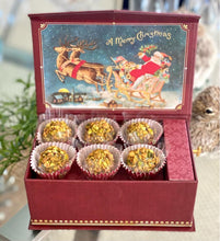 Load image into Gallery viewer, Christmas Music Box