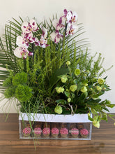 Load image into Gallery viewer, Sweets &amp; Flower Luxury Acrylic Gift Box