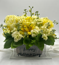 Load image into Gallery viewer, Acrylic Gift Box with Cake and Flower Arrangements-Yellow