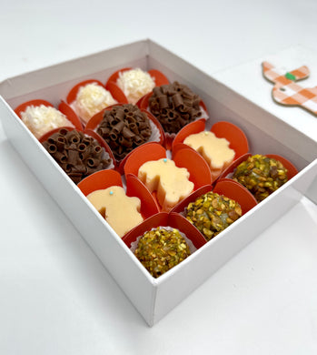 Easter 12 Sweets Gift Box with chocolate