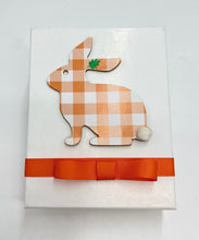 Load image into Gallery viewer, Carrot Bonbon Cake