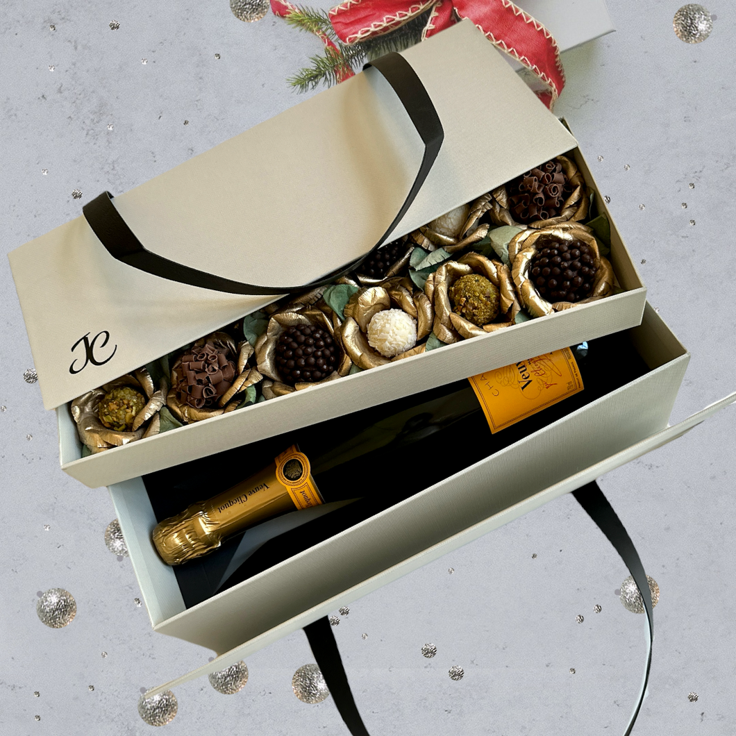 Sweet & Beverage Briefcase with Flower Wrapping