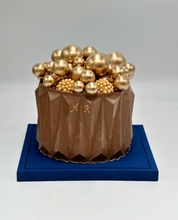 Load image into Gallery viewer, Polka Bonbon Cake 6.5 inches